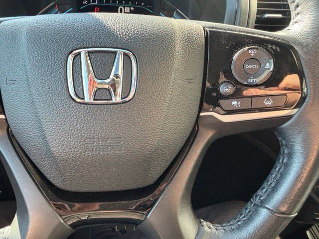 Used 2024 Honda Odyssey Elite image 13