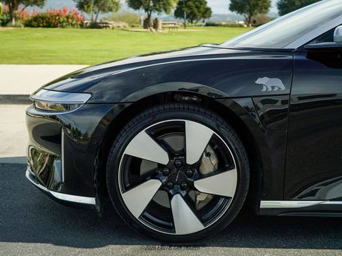 Used 2022 Lucid Air Grand Touring image 4