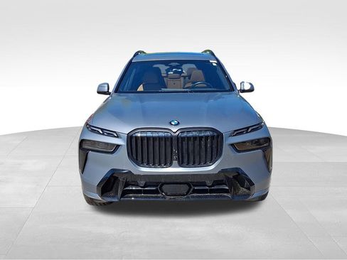 Used 2023 BMW X7 xDrive40i w/ Executive Package AWD/4WD image 2