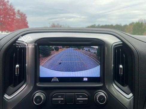 Used 2021 Chevrolet Silverado 1500 LT image 32