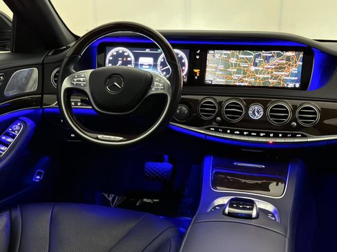 Used 2017 Mercedes-Benz S 550 4MATIC Sedan image 29
