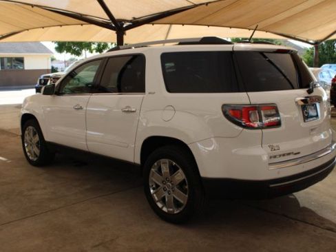 Used 2017 GMC Acadia Limited SLT image 5