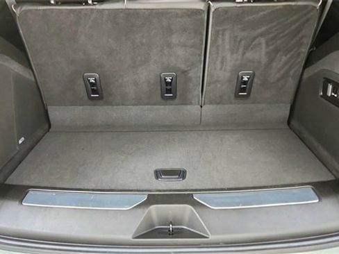 Used 2023 Cadillac Escalade V image 15
