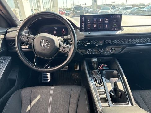 Used 2023 Honda Accord Sport image 7