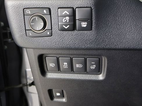 Used 2021 Lexus GX 460 Premium image 25