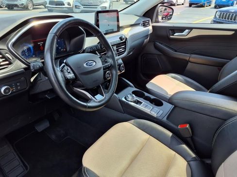 Used 2021 Ford Escape Titanium w/ Titanium Elite Package image 15