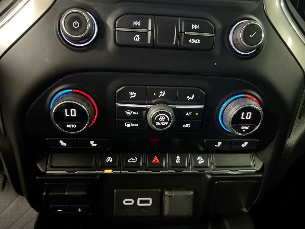 Used 2022 Chevrolet Silverado 1500 RST w/ Z71 Off-Road Package AWD/4WD image 16