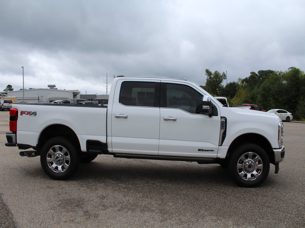 Used 2024 Ford F250 Lariat w/ Lariat Ultimate Package AWD/4WD image 4