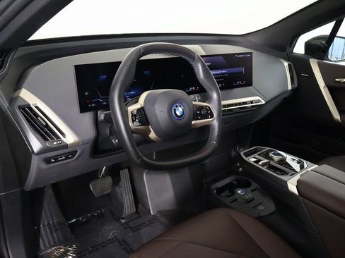 Certified 2024 BMW iX xDrive50 w/ Sport Package AWD/4WD image 7