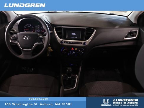 Used 2021 Hyundai Accent SE FWD image 16