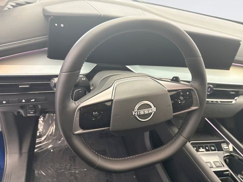 Used 2025 Nissan Murano SL AWD/4WD image 12