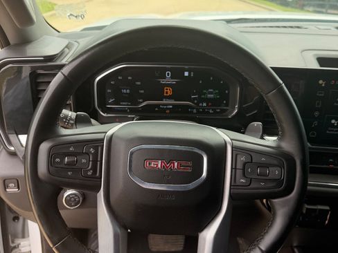 Used 2024 GMC Sierra 1500 SLT w/ SLT Premium Plus Package AWD/4WD image 12