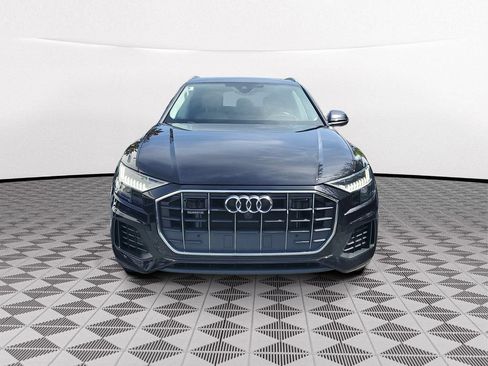 Used 2019 Audi Q8 Prestige w/ Luxury Package AWD/4WD image 2