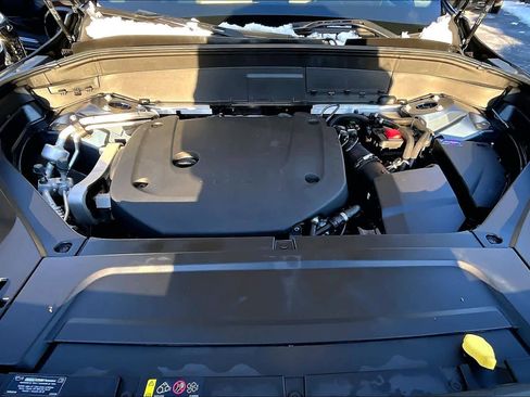 Certified 2024 Volvo XC90 B6 Ultimate w/ Protection Package Premier image 29