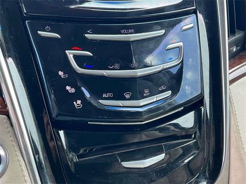 Used 2015 Cadillac Escalade ESV Premium image 23