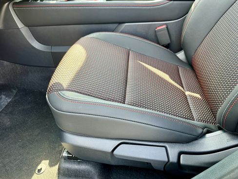 New 2026 Nissan Kicks SR w/ Illumination Package image 21