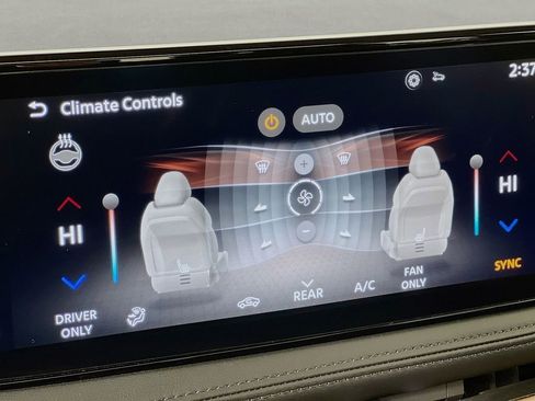 Used 2024 Nissan Ariya AWD image 20