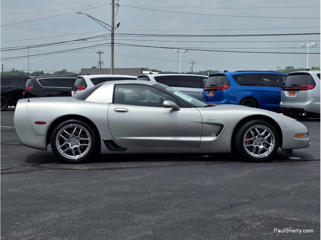 Used 2004 Chevrolet Corvette Z06 w/ Memory Package RWD image 15