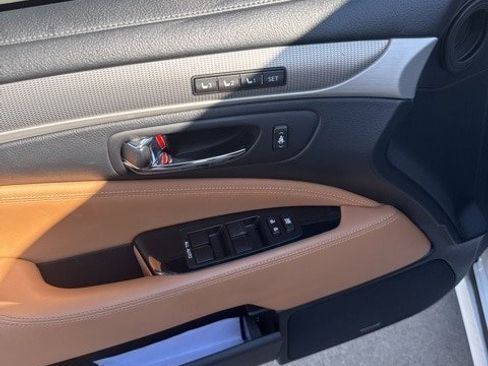 Used 2014 Lexus LS 460 w/ F Sport Package image 11