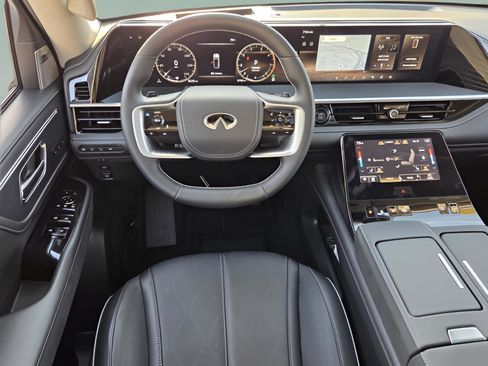 Certified 2025 INFINITI QX80 Sensory w/ Exterior Package AWD/4WD image 4