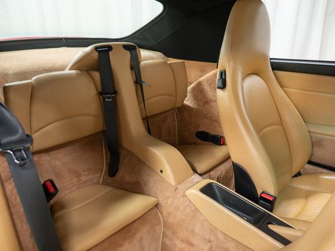 Used 1997 Porsche 911 Carrera RWD image 37