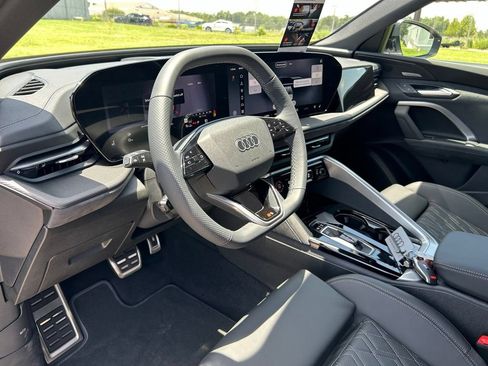 New 2026 Audi SQ5 Premium Plus AWD/4WD image 16
