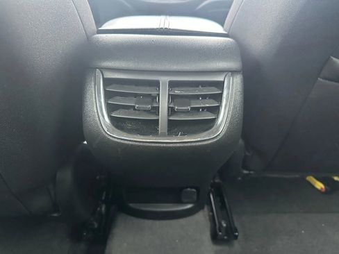 Used 2023 Chevrolet Malibu LT FWD image 36