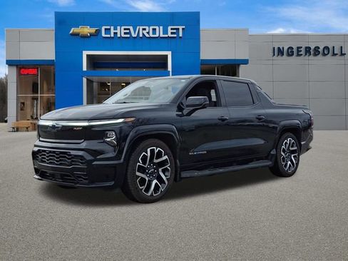 Used 2024 Chevrolet Silverado EV RST image 32