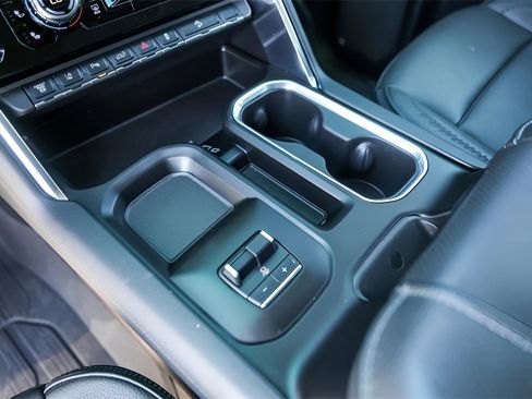 Used 2024 GMC Sierra 2500 Denali w/ Denali Reserve Package image 22