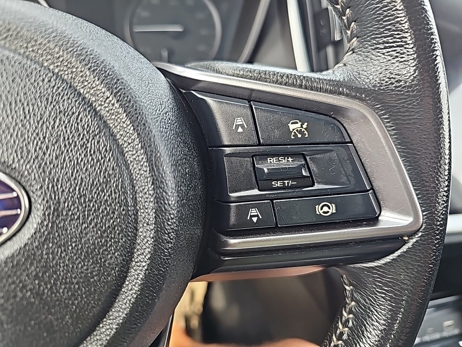 Used 2024 Subaru Ascent Premium AWD/4WD image 19