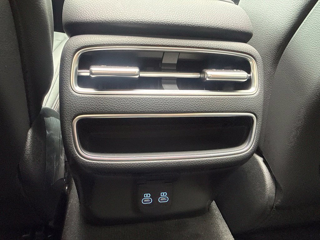 New 2026 Genesis GV70 2.5T Advanced AWD/4WD image 26