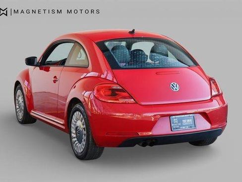 Used 2014 Volkswagen Beetle 1.8T FWD image 9