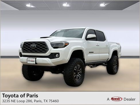 Used 2023 Toyota Tacoma TRD Sport AWD/4WD image 1