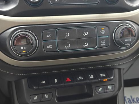 Used 2021 GMC Canyon Denali image 31