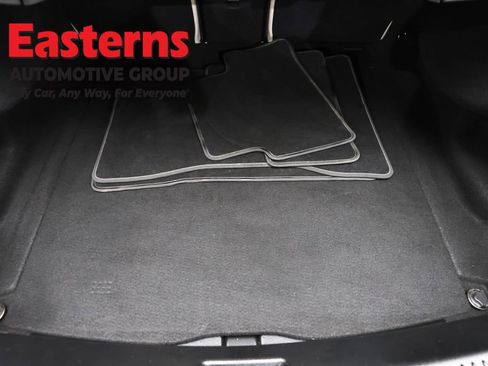 Used 2023 Mercedes-Benz CLA 250 4MATIC image 9