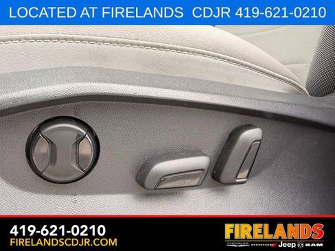 Used 2022 Volkswagen Taos SE AWD/4WD image 22