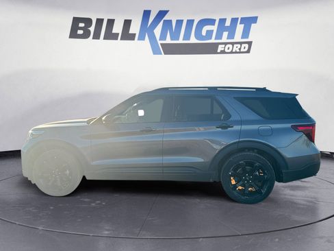 Used 2023 Ford Explorer ST-Line w/ Class IV Trailer Tow Package image 2