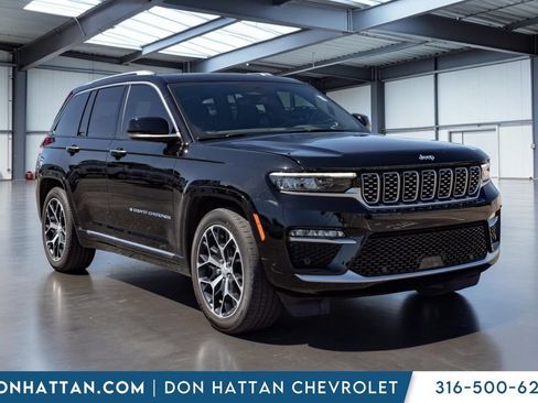 Used 2022 Jeep Grand Cherokee Summit AWD/4WD image 30