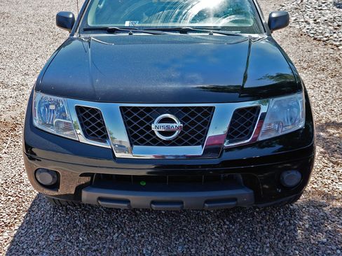 Used 2012 Nissan Frontier SV RWD image 14