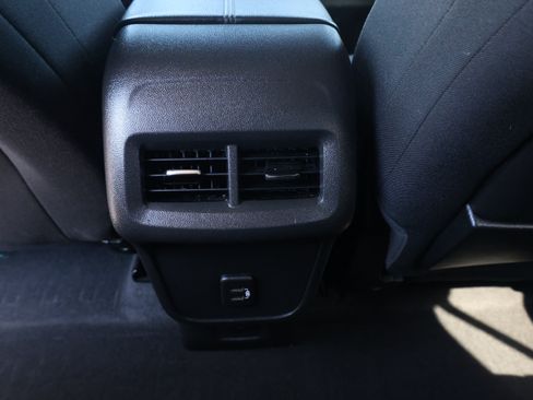 Used 2022 GMC Terrain SLE w/ Driver Convenience Package FWD image 15