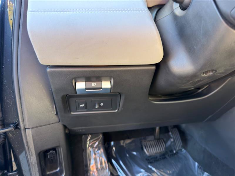 Used 2020 Land Rover Range Rover Evoque SE AWD/4WD image 16