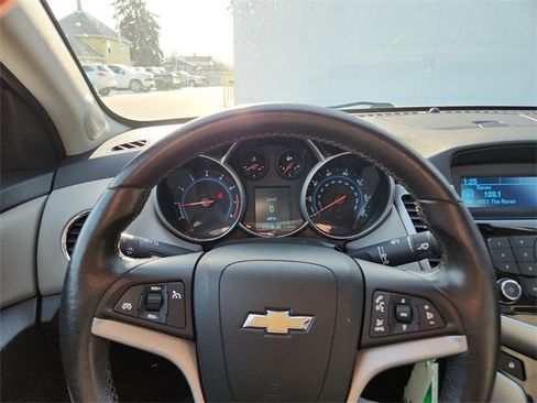Used 2012 Chevrolet Cruze Eco image 10
