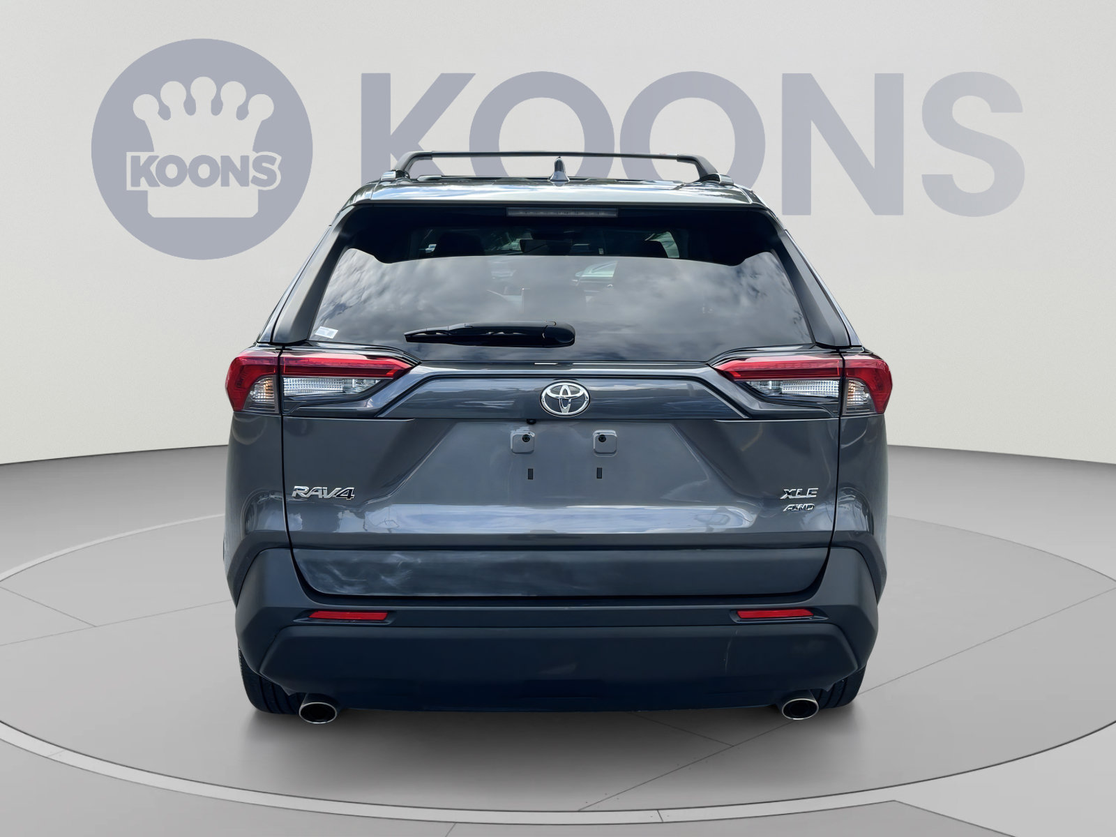 Used 2021 Toyota RAV4 XLE Premium AWD/4WD image 5