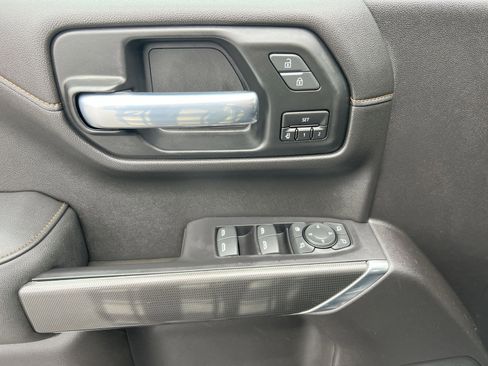 Used 2021 GMC Sierra 1500 AT4 w/ Technology Package image 15