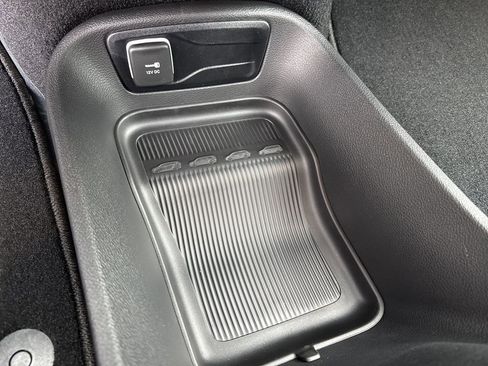 New 2026 Chrysler Pacifica Select image 35