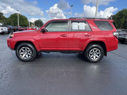 Used 2020 Toyota 4Runner TRD Off-Road image 4