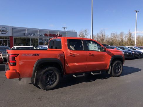 New 2026 Nissan Frontier PRO-4X w/ Pro-4x Convenience Package image 14