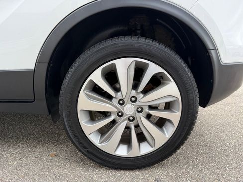 Used 2019 Buick Encore Preferred AWD/4WD image 11
