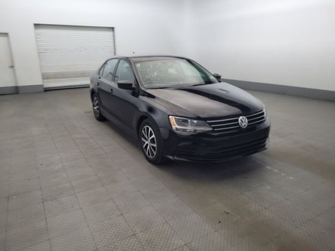 Used 2016 Volkswagen Jetta SE FWD image 13
