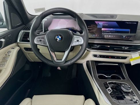 New 2026 BMW X7 xDrive40i image 19